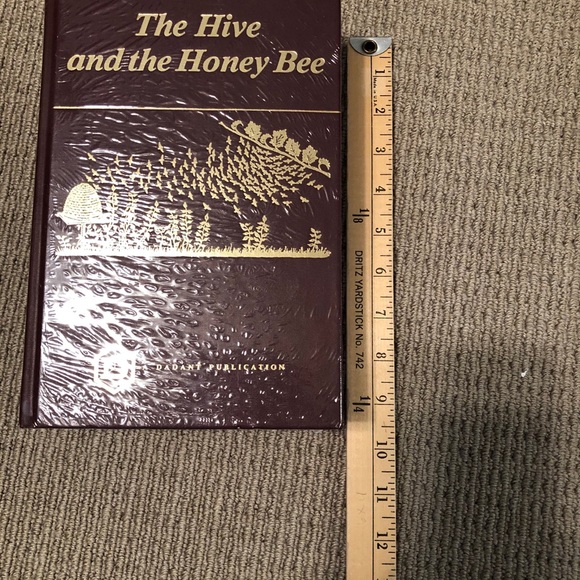 Hive and Honey Bee (1992) Sealed Hardcover Book - Picture 4 of 6